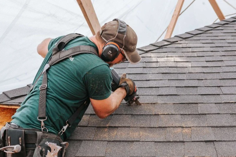Roofing Contractor Red Flags Every Homeowner Should Know