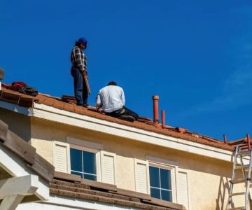 How to Spot Roofing Contractor Fraud: Expert Tips for Homeowners